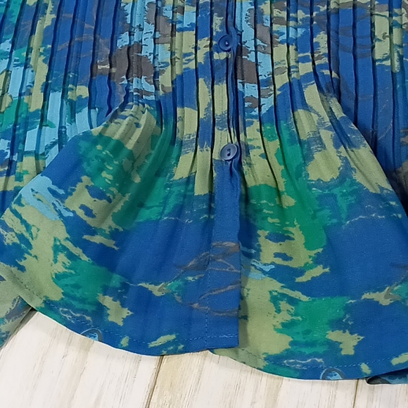 Only Necessities Pleated Semi-Sheer Button Up Blouse Size 1X - Picture 8 of 11